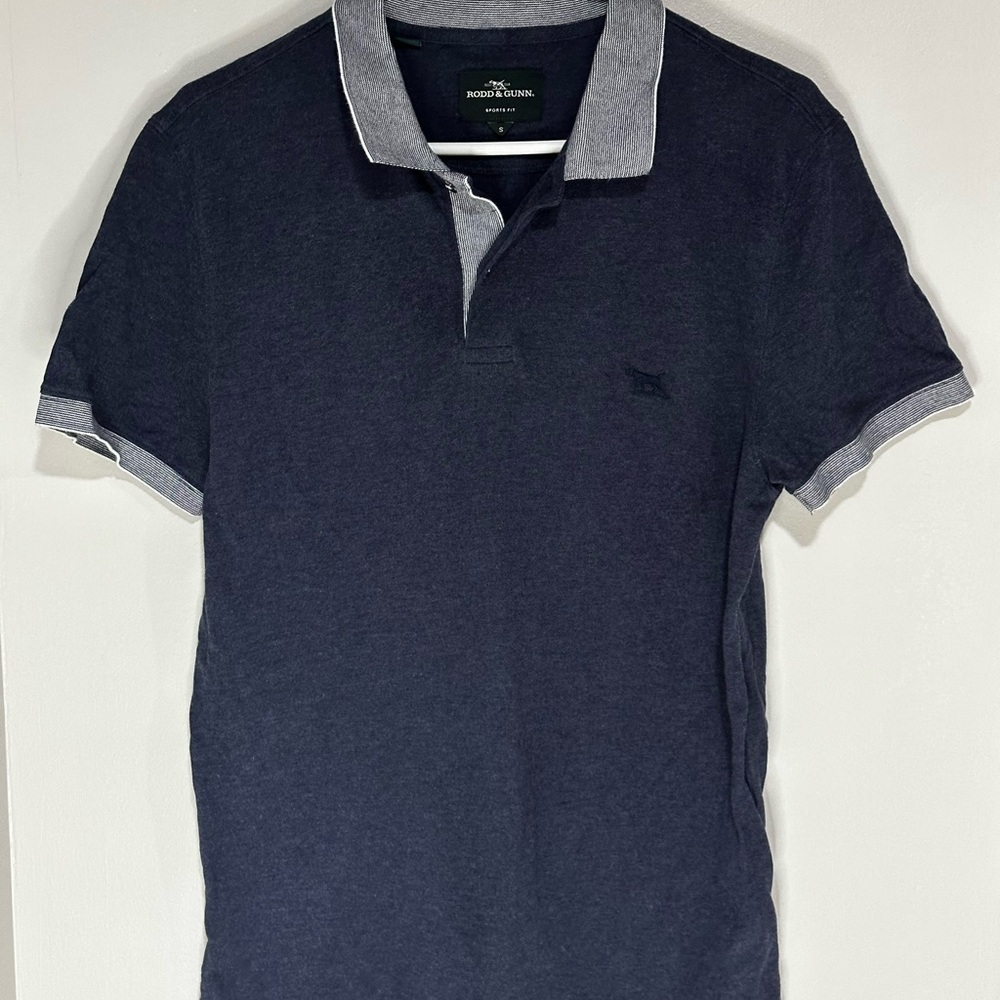 Rodd & Gunn Dark Blue Polo with Light Trim. Size S.